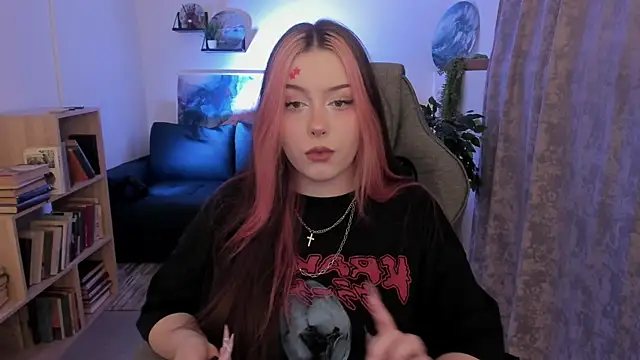 CoralineKeyns online show from June 2026 05:29:02 AM