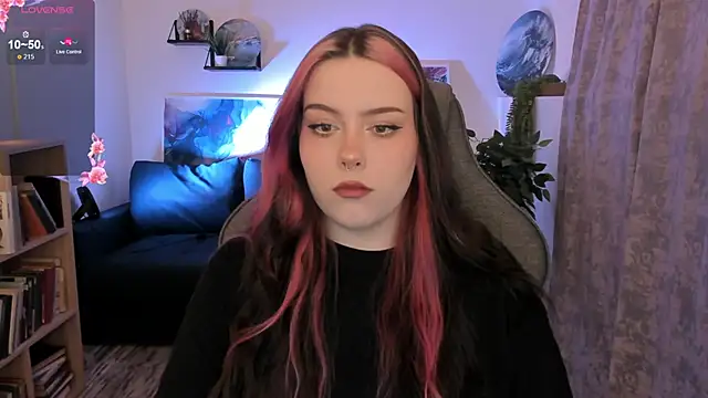 CoralineKeyns online show from May 2026 05:22:02 AM