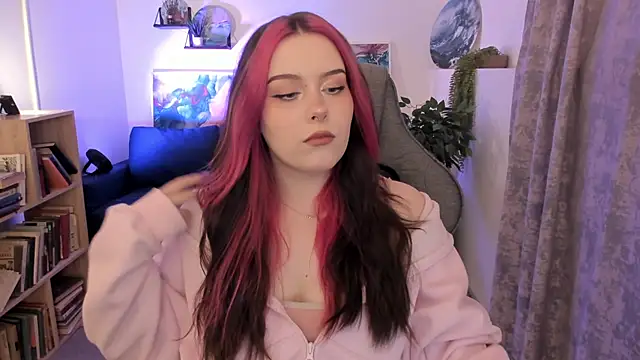 CoralineKeyns online show from April 2026 05:16:02 AM