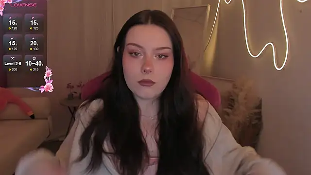 CoralineKeyns online show from March 2026 05:23:02 AM