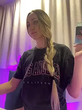 Lunalikaiya online show from December 2025 08:04:02 PM