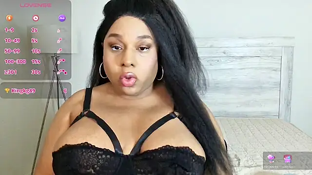 Snapshot of Carmen_Cream chatting on March 2026 09:41:02 AM Carmen Cream online show from March 2026 09:41:02 AM