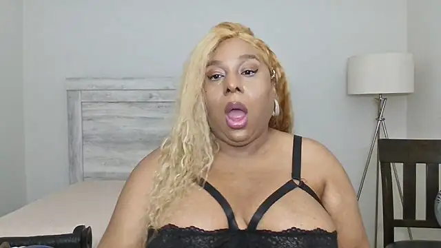 Carmen Cream online show from November 2025 11:58:02 AM