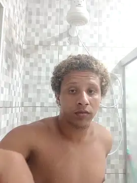 Nicolaskribeiro online show from November 2025 11:05:01 PM