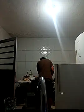 Nicolaskribeiro online show from May 2026 10:07:02 AM