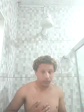 Nicolaskribeiro online show from November 2025 12:53:02 PM