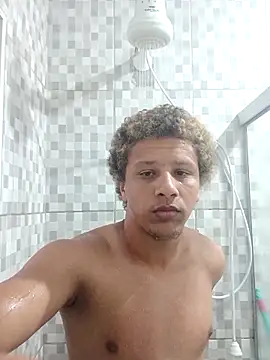 Nicolaskribeiro online show from November 2025 09:35:02 AM