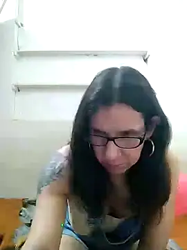 Cameron puppy online show from March 2026 06:42:01 AM