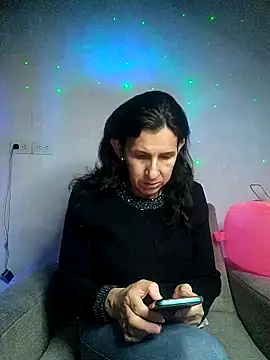 Cameron puppy online show from December 2025 06:50:01 AM