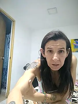 Snapshot of Cameron_puppy chatting on June 2026 10:09:02 PM Cameron puppy online show from June 2026 10:09:02 PM