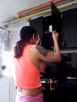 Cameron puppy online show from November 2025 06:08:02 PM