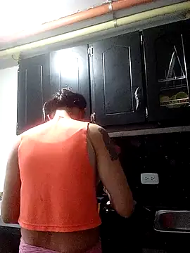 Cameron puppy online show from November 2025 10:21:01 PM