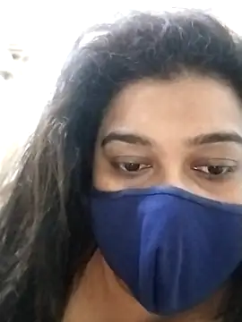 indianlisa5 online show from April 2026 06:43:01 PM