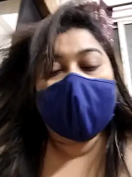 indianlisa5 online show from April 2026 09:22:01 PM