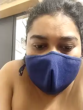 indianlisa5 online show from July 2026 11:40:01 PM