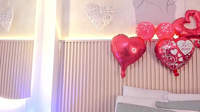 daiana curly online show from February 2026 08:09:02 PM