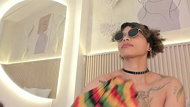 daiana curly online show from April 2026 08:59:02 PM