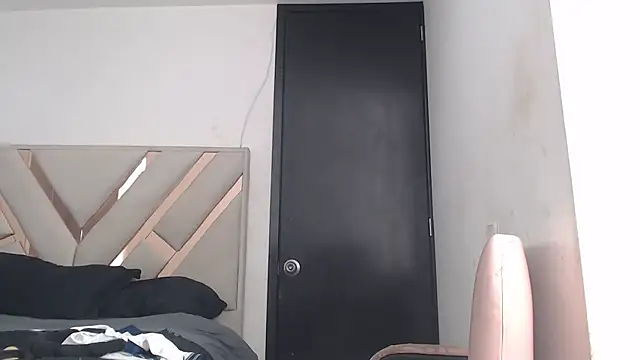 Snapshot of fairylatin222 chatting on October 2025 01:23:01 PM fairylatin222 online show from October 2025 01:23:01 PM