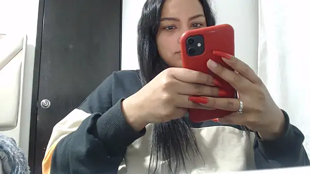 Snapshot of fairylatin222 chatting on October 2025 11:52:02 PM fairylatin222 online show from October 2025 11:52:02 PM