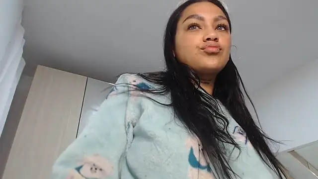 Snapshot of fairylatin222 chatting on October 2025 10:36:02 AM fairylatin222 online show from October 2025 10:36:02 AM