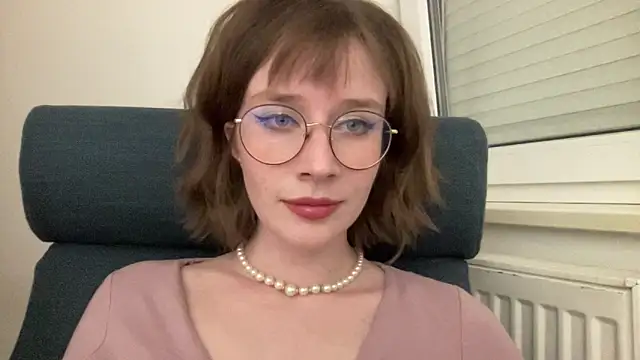 ms christiana online show from May 2026 07:39:01 PM