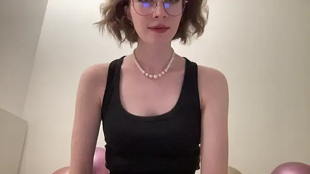ms christiana online show from May 2026 08:53:02 PM