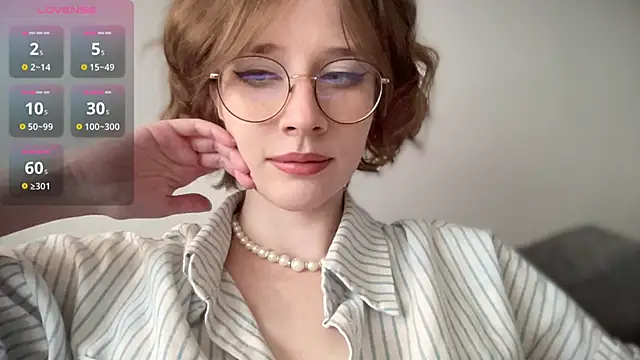 Snapshot of ms_christiana chatting on November 2025 11:54:02 AM ms christiana online show from November 2025 11:54:02 AM