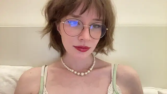 ms christiana online show from May 2026 09:00:01 PM