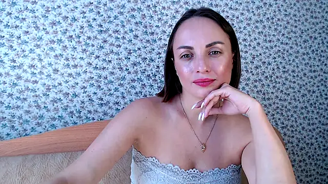 Tinadream20 online show from May 2026 06:44:01 AM