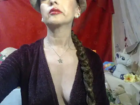 hottieperla online show from September 2025 04:35:02 PM