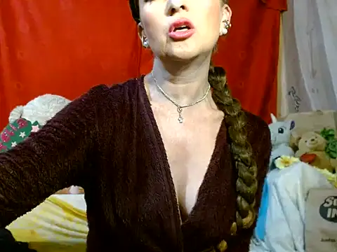 Snapshot of hottieperla chatting on June 2026 04:01:01 PM hottieperla online show from June 2026 04:01:01 PM