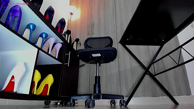 Snapshot of Vero_Starxx chatting on November 2025 09:30:01 PM Vero Starxx online show from November 2025 09:30:01 PM