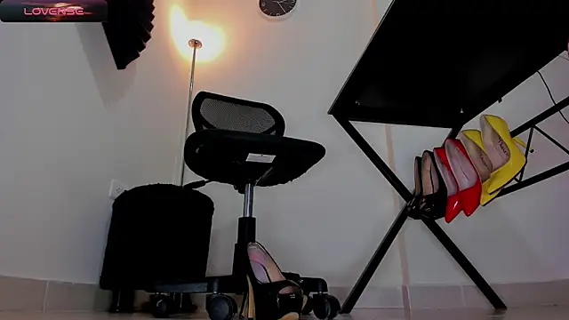 Vero Starxx online show from May 2026 07:25:01 PM
