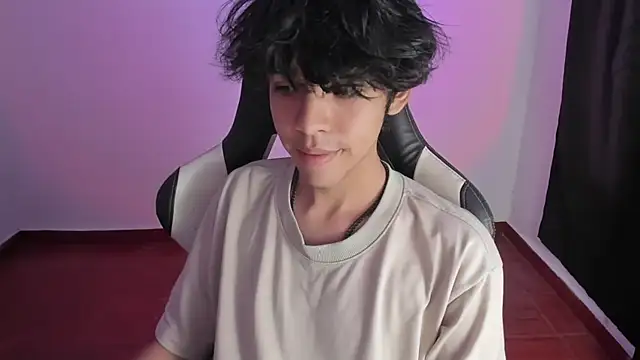 Alan26  online show from January 2025 01:10:02 AM