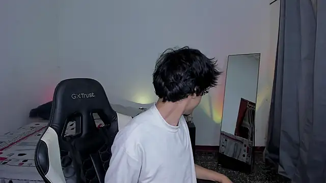 Alan26  online show from January 2026 10:59:02 PM