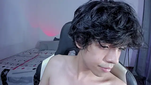 Snapshot of Alan26_ chatting on February 2026 03:51:01 AM Alan26 online show from February 2026 03:51:01 AM