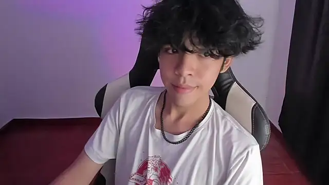 Alan26  online show from January 2025 02:03:01 AM