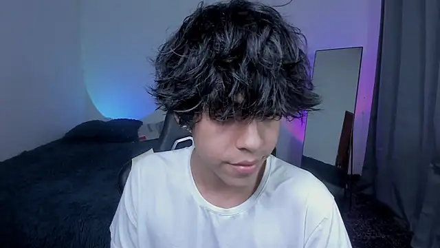 Alan26  online show from January 2026 03:43:01 AM