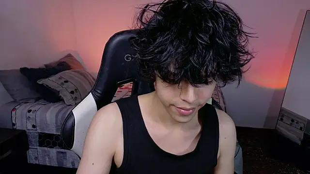 Alan26  online show from May 2026 09:31:01 PM