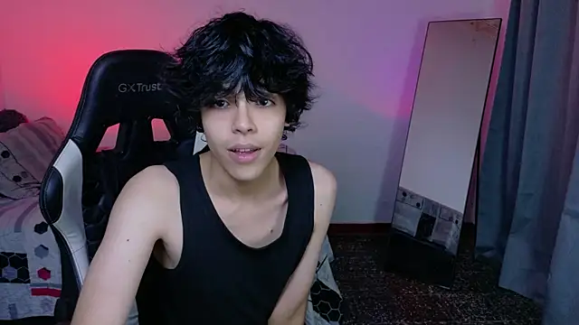 Alan26  online show from May 2026 05:56:02 AM