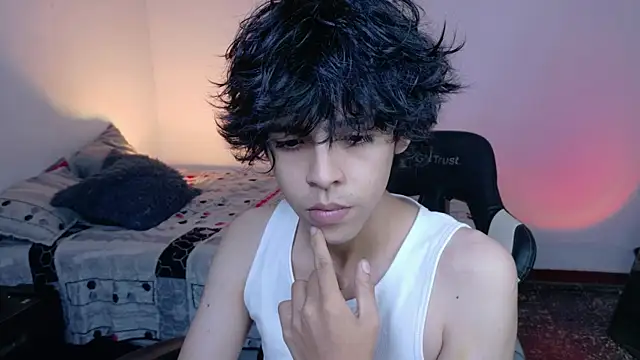 Alan26  online show from June 2026 07:02:01 AM