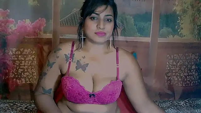 RoyalIndianCreamPuff online show from February 2026 07:49:02 PM