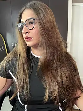 Snapshot of adara_lennox chatting on February 2026 08:17:02 PM adara lennox online show from February 2026 08:17:02 PM