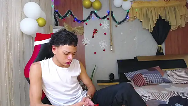 Snapshot of Harry_jhonsson chatting on November 2025 11:36:02 PM Harry jhonsson online show from November 2025 11:36:02 PM