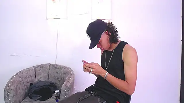 Harry jhonsson online show from March 2025 04:05:02 AM