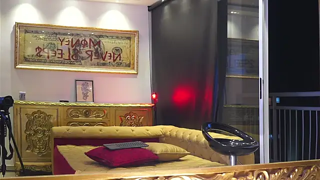 dantecoppolaa  online show from February 2026 01:50:02 AM