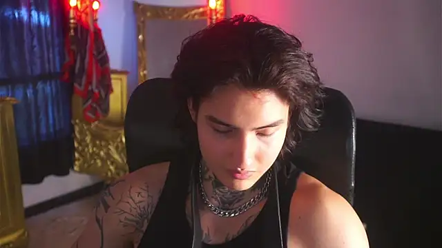 Snapshot of dantecoppolaa_ chatting on March 2025 06:46:02 PM dantecoppolaa online show from March 2025 06:46:02 PM