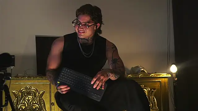 Snapshot of dantecoppolaa_ chatting on September 2025 11:54:01 PM dantecoppolaa online show from September 2025 11:54:01 PM