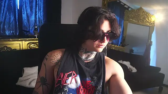 Snapshot of dantecoppolaa_ chatting on February 2025 03:42:01 PM dantecoppolaa online show from February 2025 03:42:01 PM