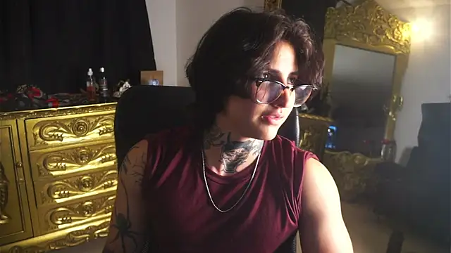 Snapshot of dantecoppolaa_ chatting on February 2025 05:41:01 PM dantecoppolaa online show from February 2025 05:41:01 PM
